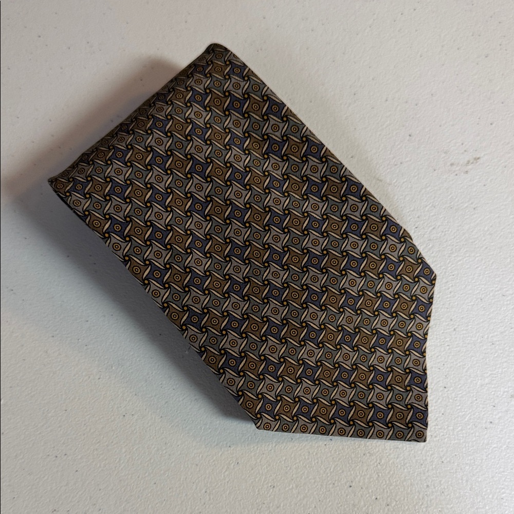 Bernini 100% Silk Elegant Hexagonal Pattern Tie - Brown and Gold